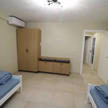 The Tree Palm Trees וילה