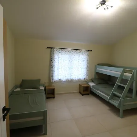 The Tree Palm Trees וילה