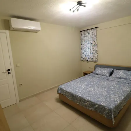 The Tree Palm Trees Villa *