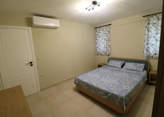 The Tree Palm Trees Villa *