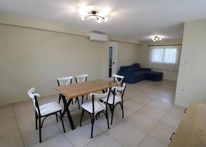 The Tree Palm Trees Villa Nea Poteidaia